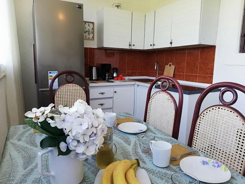 Meli Apartment *